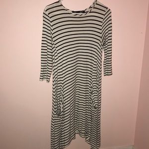 1/4 sleeve striped dress